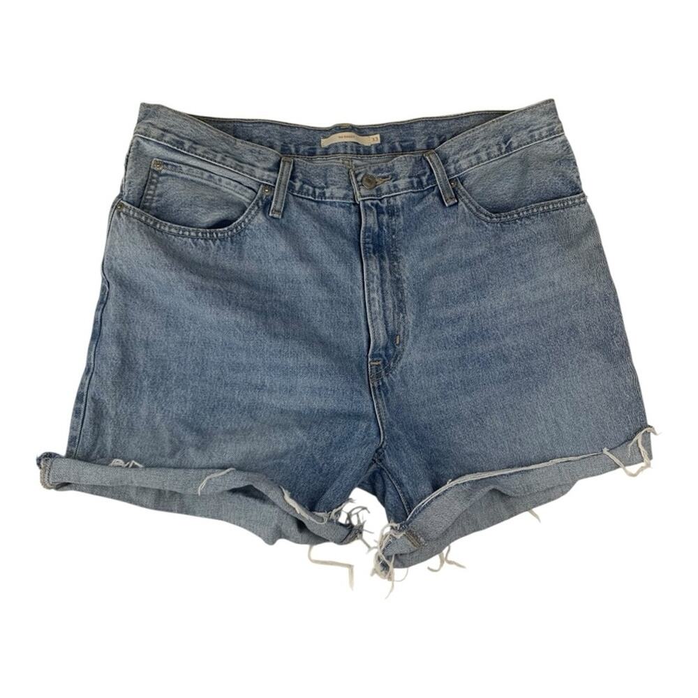 Levi's 94 baggy women's size 33 cut off denim shorts light wash jeans